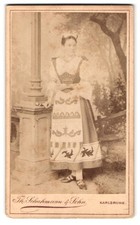 Fotografia Th. Schuhmann & Sohn, Karlsruhe, Amalienstr. 57, Ritratto giovane donna 