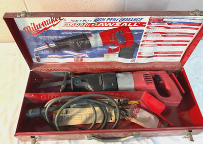 Milwaukee 6527 Super Sawzall Reciprocating Saw w/Original Metal Case Tested!