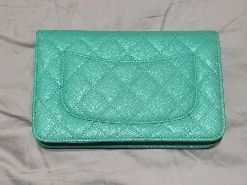 Chanel WOC Caviar Vert 2023 Foto 2 de 4