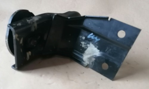 VW Audi Seat Skoda Abschleppöse Stoßstange Haken Öse 7D0807370B