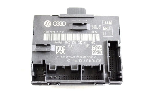 8X0959792K ECU Anschluss Vorne Rechts AUDI A1 1.6 D 66KW 5M 5P (2014) Ric