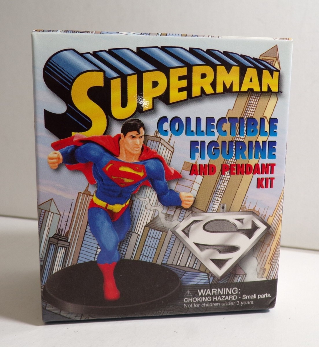 SUPERMAN Collectible Figurine & Pendant Kit 2013 DC WB 013023WT | eBay
