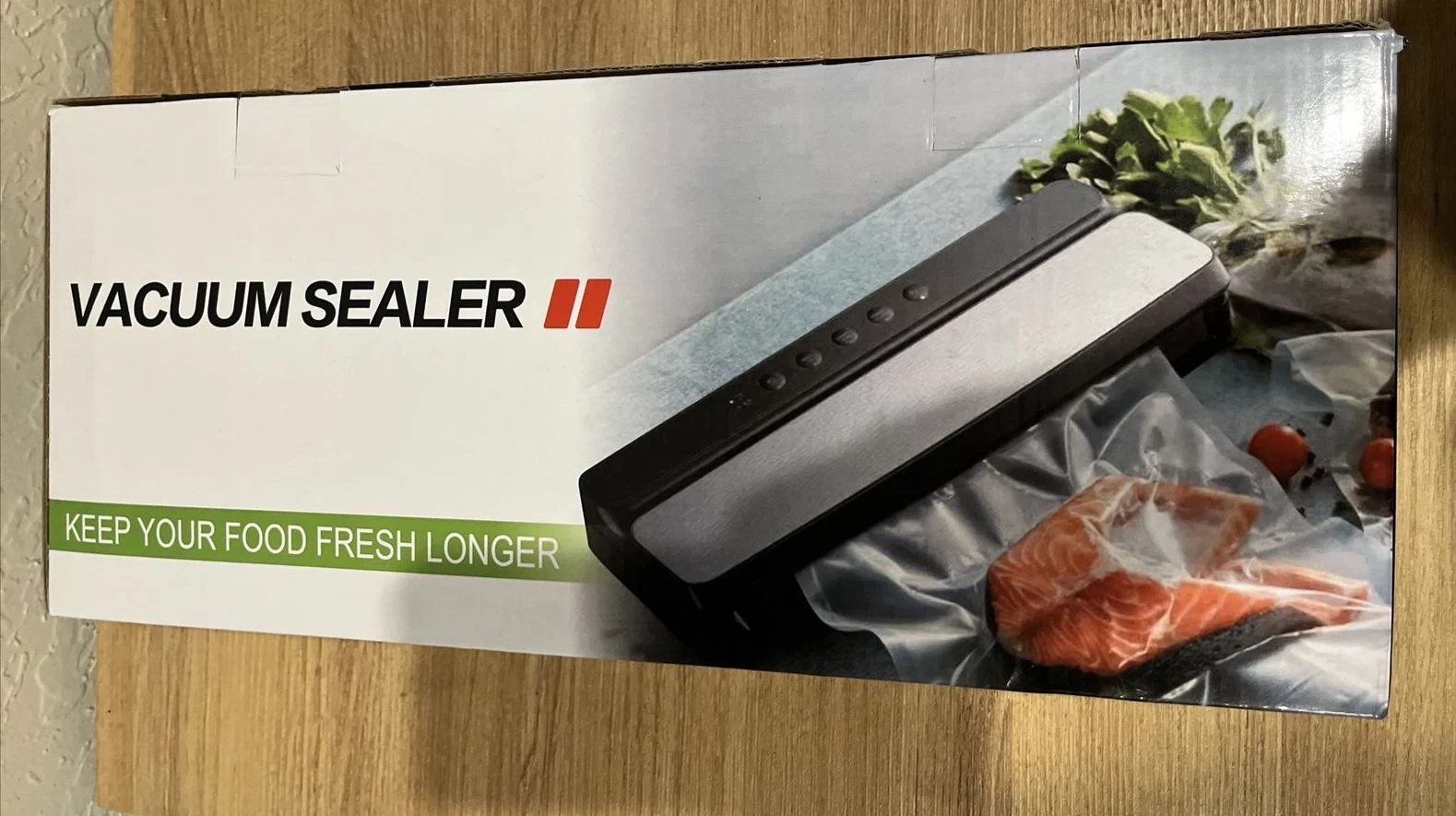 Vacuum Sealer Machine Dry & Moist Food w Built-in Cutter 80Kpa, 20 Bags & Hose