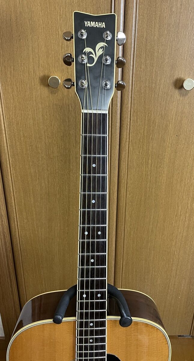 YAMAHA Acoustic Guitar FG-430A Japan Vintage With a small YAMAHA Acoustic Guitar FG-430A Japan Vintage With a small