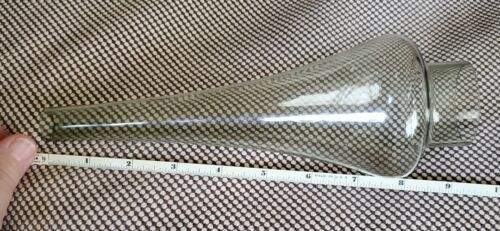 Vintage Öllampe Glas Schornstein Slim Line Rauchgrün 0,75 x 1,75 x 9,25" mit 3,5" Ausbuchtung - Bild 4 von 6
