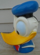 VTG 1971 Walt Disney Play Pal Plastics Donald Duck Piggy Bank Coin with STOPPER
