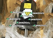 ONE NEW FANUC SERVO MOTOR A06B-2078-B403
