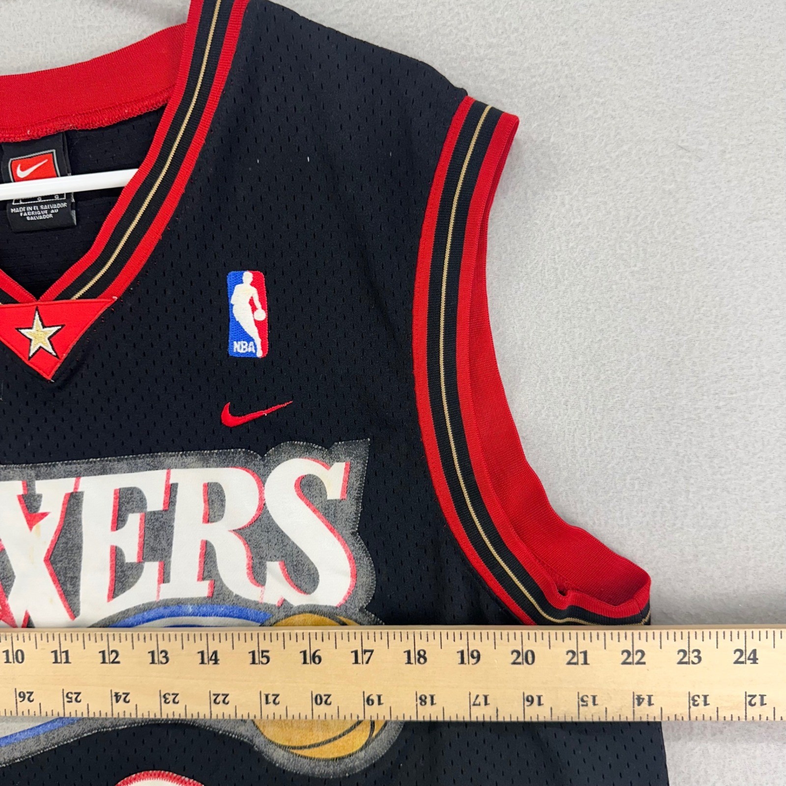 Vintage Allen Iverson NBA Nike Philadelphia 76ers Swingman Jersey Mens Large Y2K