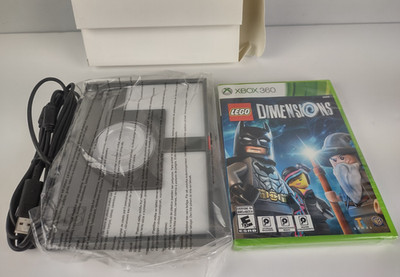 LEGO Dimensions Xbox 360 Bundle Game + Toy Pad Portal   NEW, SEALED