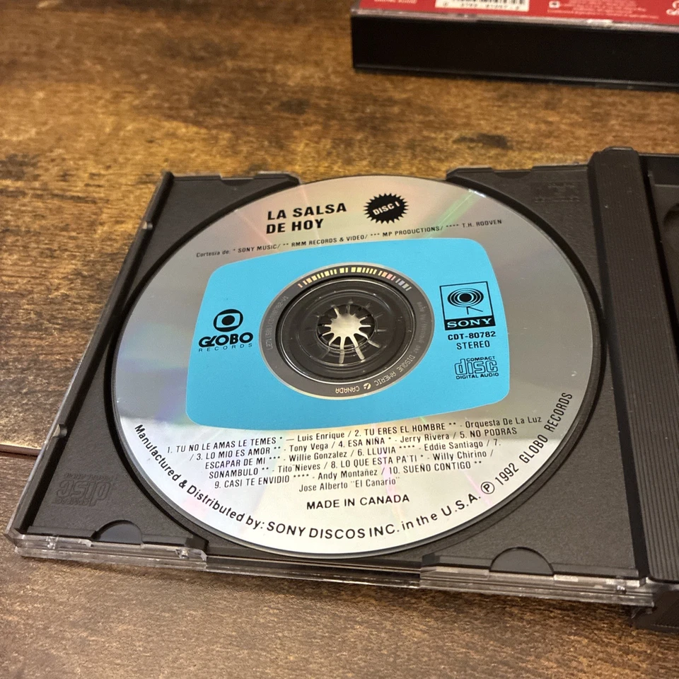 La Salsa de Hoy Volume 1 & 2 (2 Box Set, 4 CDs Total) Sony Globo Records Tested - Image 4 of 4