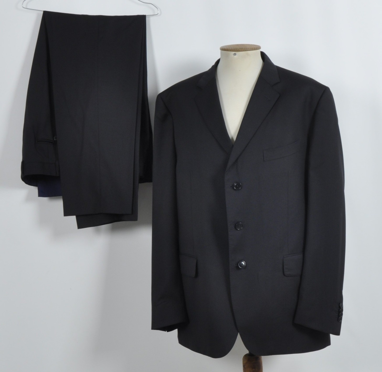 Boglioli men's suit  [ size 50]