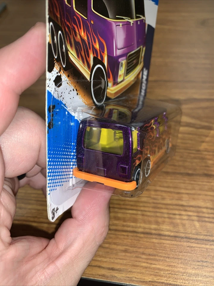 Autocaravana Hot Wheels GMC Heat Fleet '12 2011 Foto 3 de 4