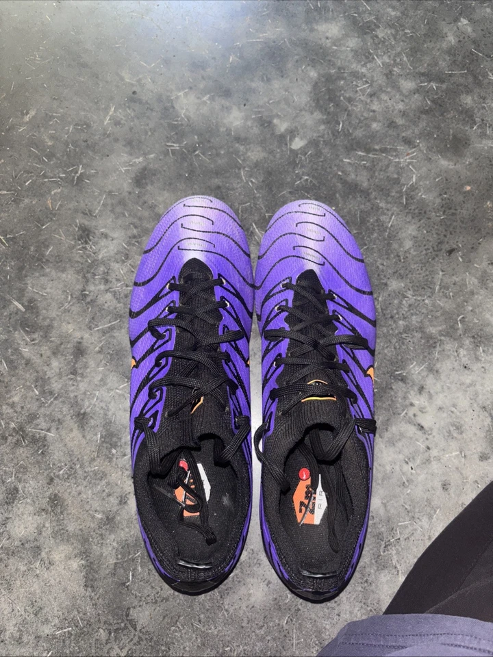 Botines de fútbol Nike Merucrial Zoom Vapor 9 Elite Air Max usados alrededor de 3 veces. Foto 3 de 4