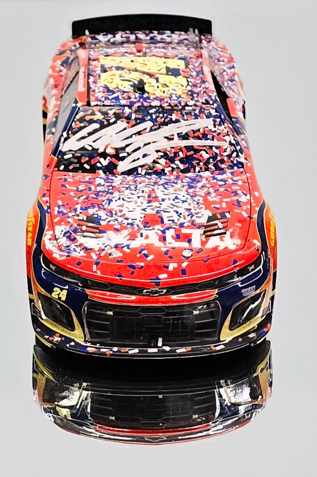 AUTOGRAPHED WILLIAM BYRON 2025 DAYTONA 500 WIN RACED VERSION AXALTA 1/24 ARC - Image 3 of 4