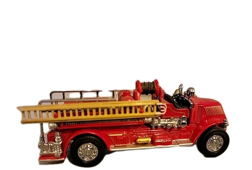 MATCHBOX DIECAST 1920 MACK AC FIRE ENGINE #YFE01