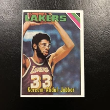 1975-76 Topps #90 Kareem Abdul-Jabbar Los Angeles Lakers
