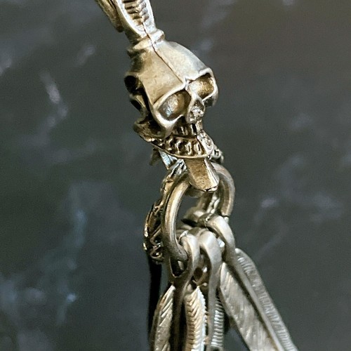 Handmade Turquoise Skull & Feather Keychain - Stylish American Casual Gift Idea - Picture 8 of 8