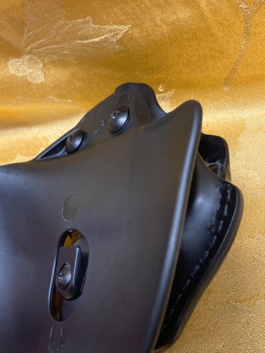 Safariland 5198 Right Hand Paddle Holster S&W Fits M&P 9mm Shield Only - Picture 7 of 15