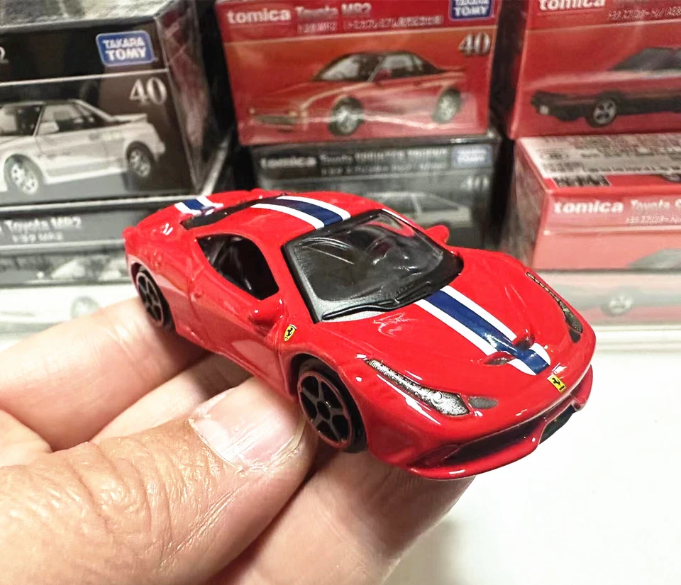 Bburago 1:64 Ferrari 458 Speciale Diecast Metal Model Car New - Image 3 of 4