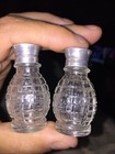 Small glass salt and pepper shaker set — photo 1