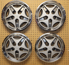 Set Of 4 1981-1983 Amc Spirit Concord Mag Hubcaps Wheel Covers 3237039 Oem Set Of 4 1981-1983 Amc Spirit Concord Mag Hubcaps Wheel Covers 3237039 Oem