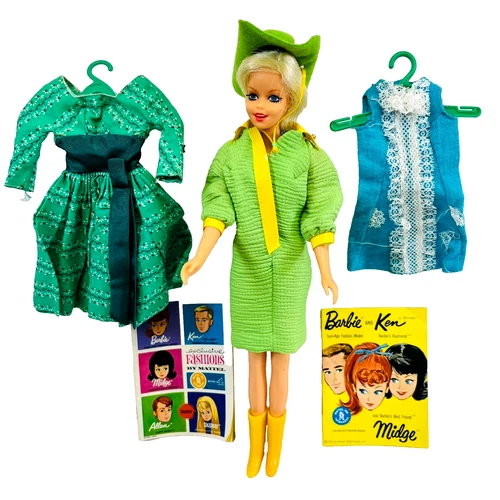 RARE VTG 1966 Twist N' Turn Twiggy Doll + 3 Outfits + 2 Original Mattel Booklets