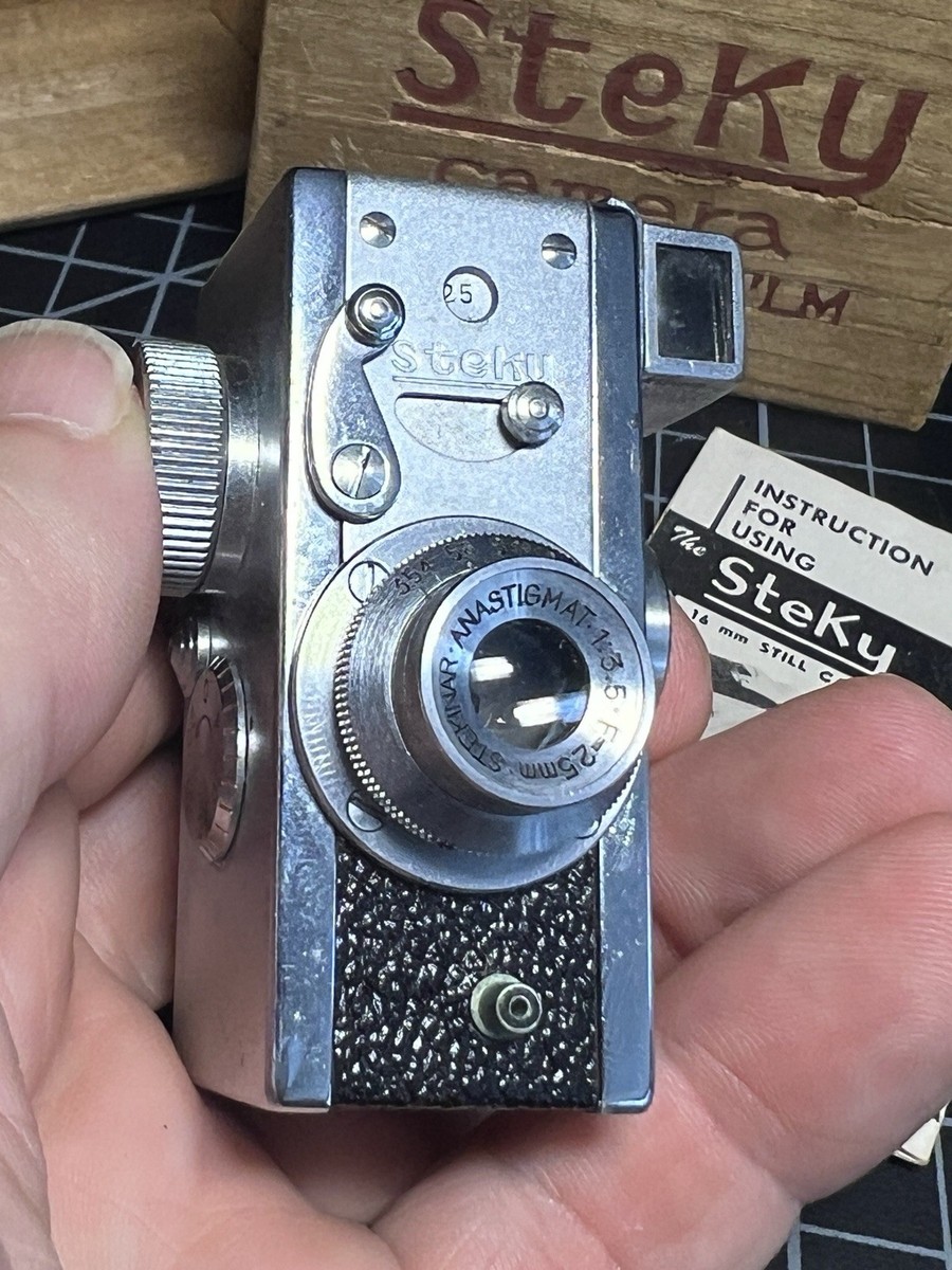 Steky Model III Subminiature 16mm Film Camera – MINT w/ Box, Case