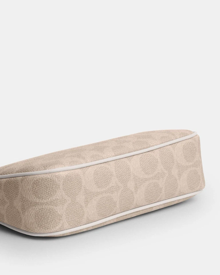 全新带标签 Coach Nolita 19 英寸签名帆布金色/沙粉笔 CW426 — 第 2/4 张图片