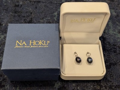   Na Hoku Pearl Stud Earrings Sterling Silver With White Leather Box 