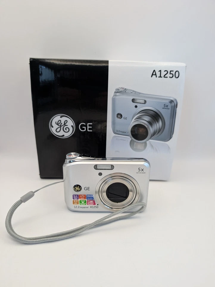 GE A1250 12.2MP Digital Camera - 5X Optical Zoom - Silver Boxed Ex Condition  - Image 2 of 4