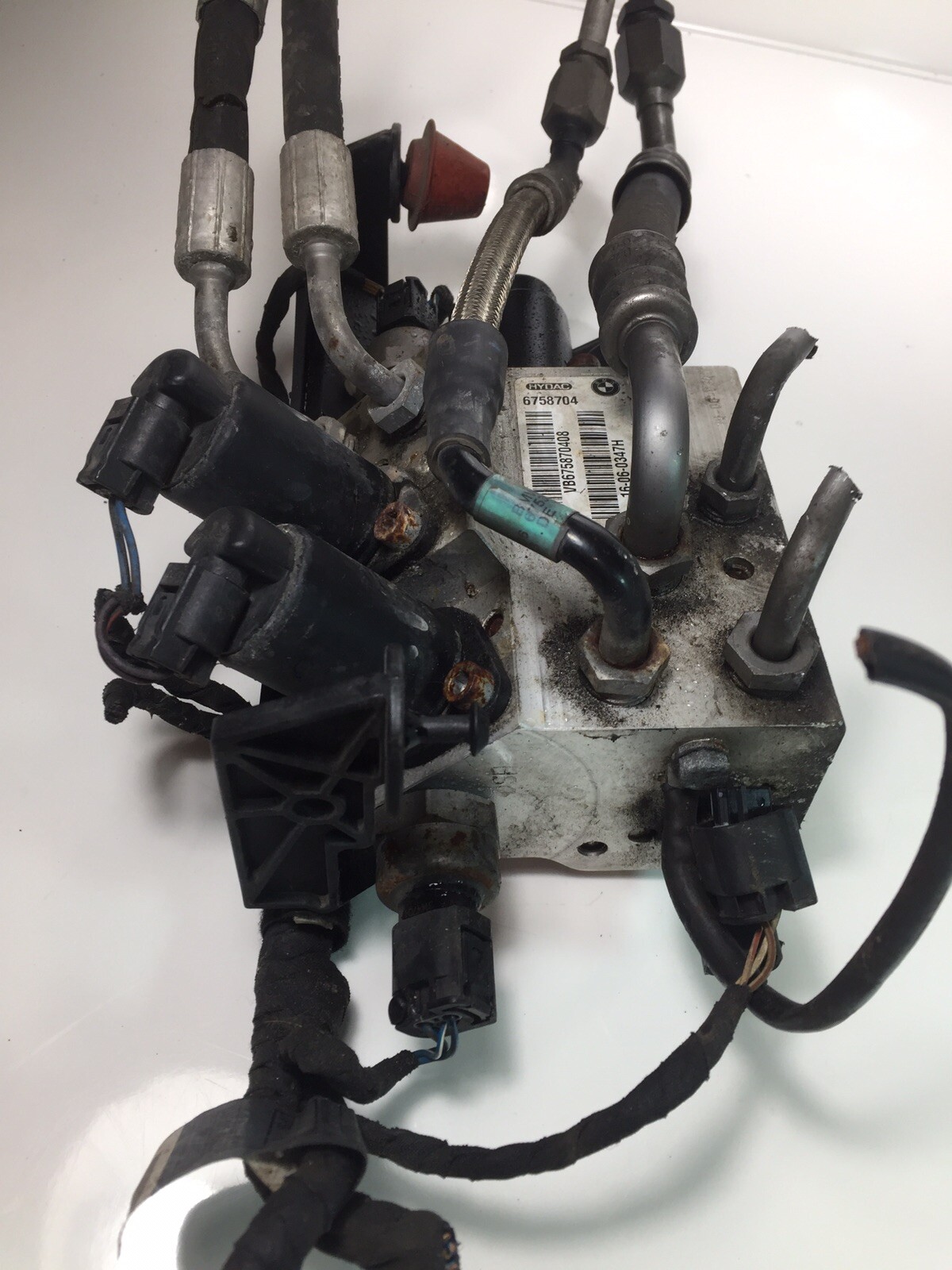 06 BMW 750i Dynamic Hydraulic Suspension Pump OEM VB675870408 for  
