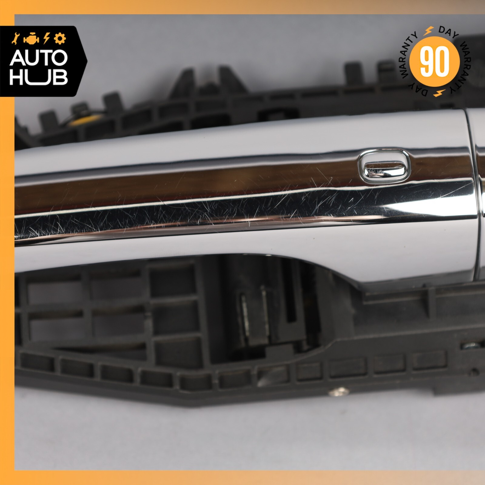 Maserati Levante M161 Front or Rear Right Side Exterior Door Handle OEM 44k