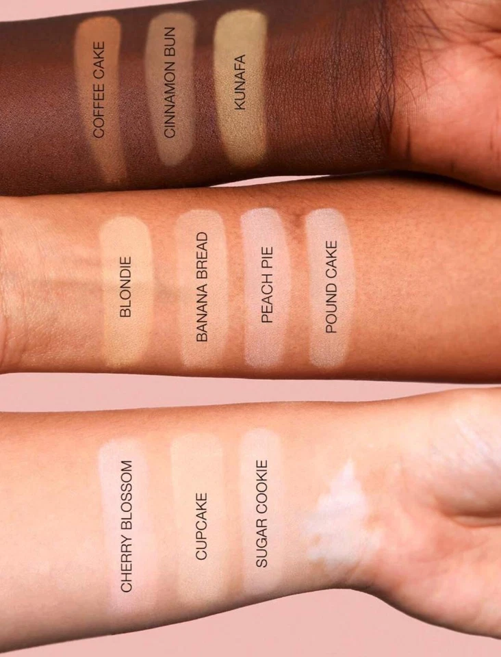 New Version- Huda Beauty Easy Bake Loose Baking & Setting Powder full size 20G - Image 2 of 4