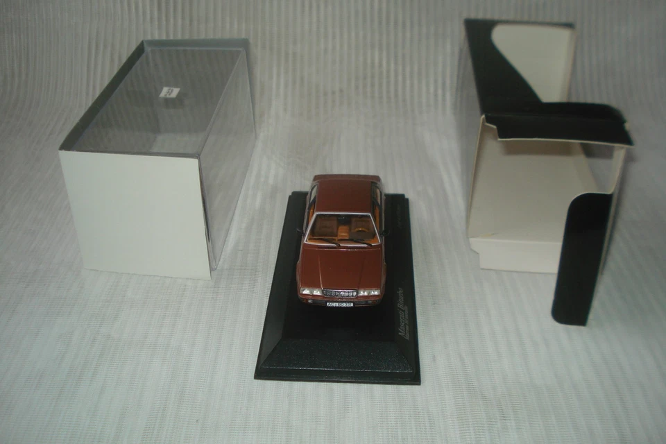 MINICHAMPS : Maserati biturbo marron metal - avec boîte d'origine - Photo 3/4