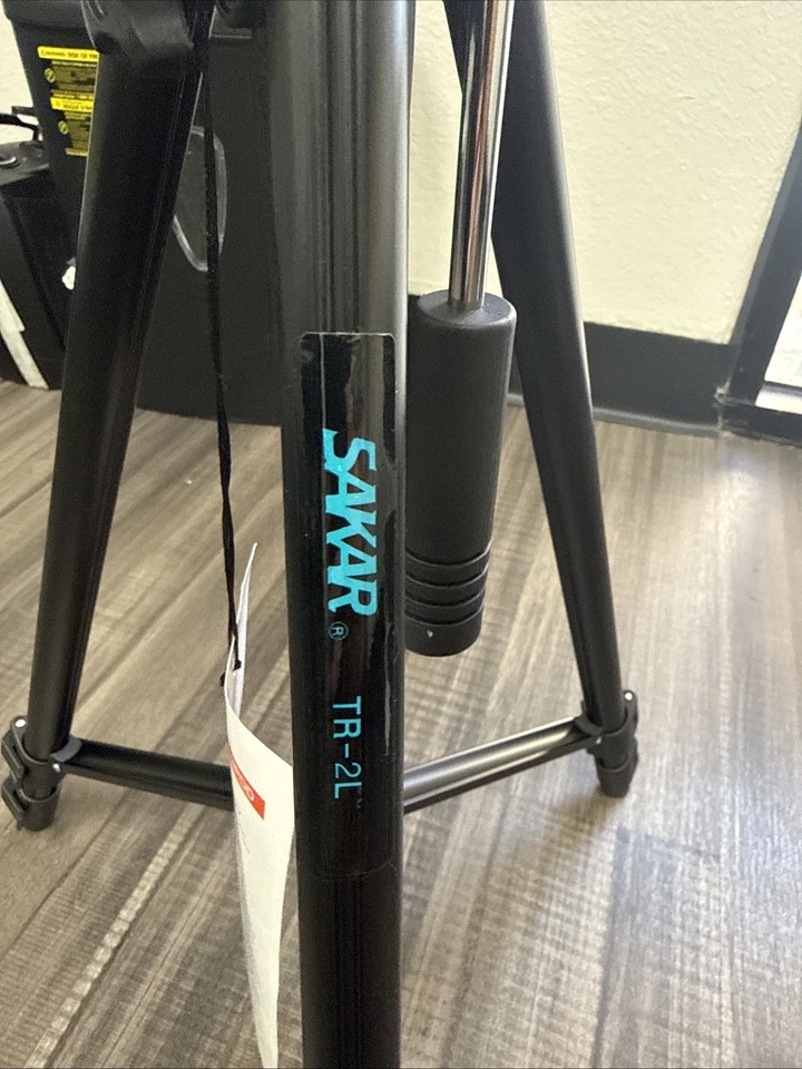 Sakar TR-2L Tripod Photo and Video Tripod New No Box - Image 3 of 4