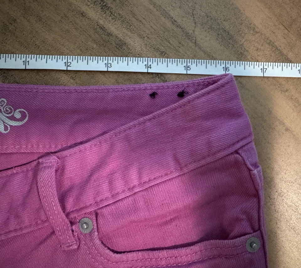 Shorts jeans feminino Express rosa cintura baixa tamanho 8 32” cintura - Imagem 3 de 4