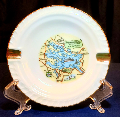 New Hampshire Souvenir or Gift Ashtray Lake Winnipesaukee White Ceramic 4.5 in.
