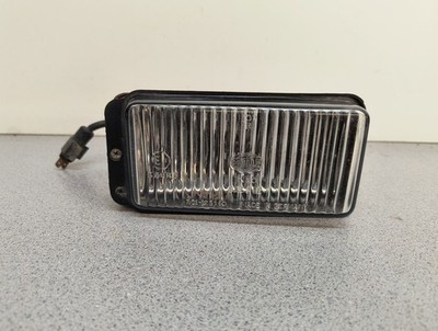 READ) 83-87 Porsche 944 Front Right RH Passenger Side Fog Light