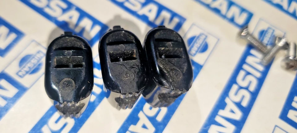 JUEGO DESLIZANTE VENTILACIÓN PERILLA VENTILADOR DATSUN 240Z FABRICANTE ORIGINAL 1972-1973 S30Z ¡BONITO! Foto 4 de 4