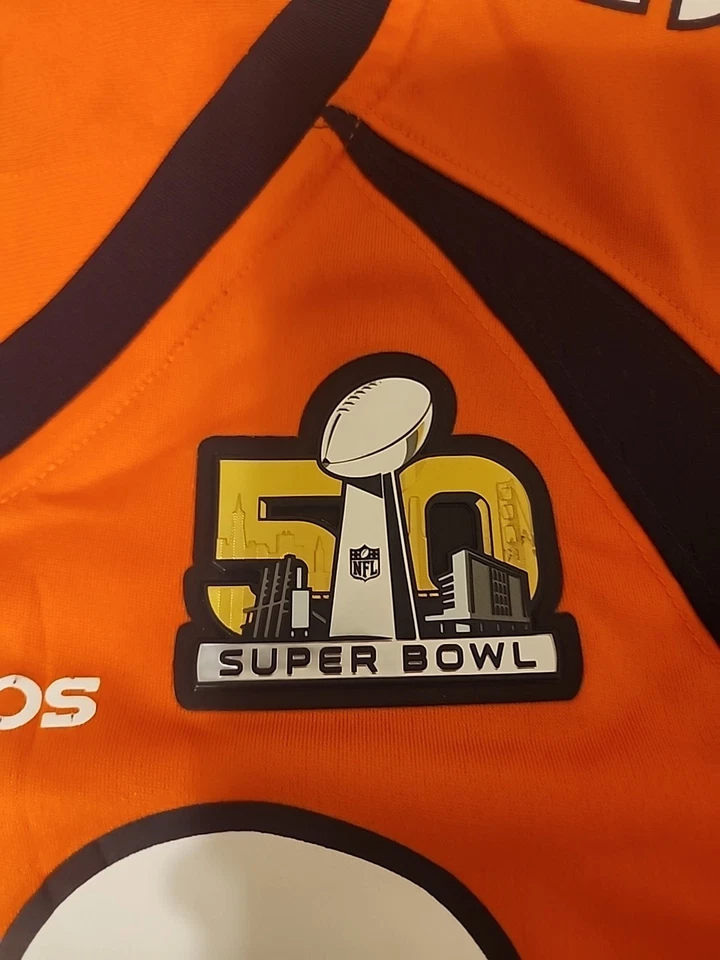 Camiseta deportiva para mujer Von Miller Denver Broncos #58 Superbowl 50 XL Nike Foto 2 de 4