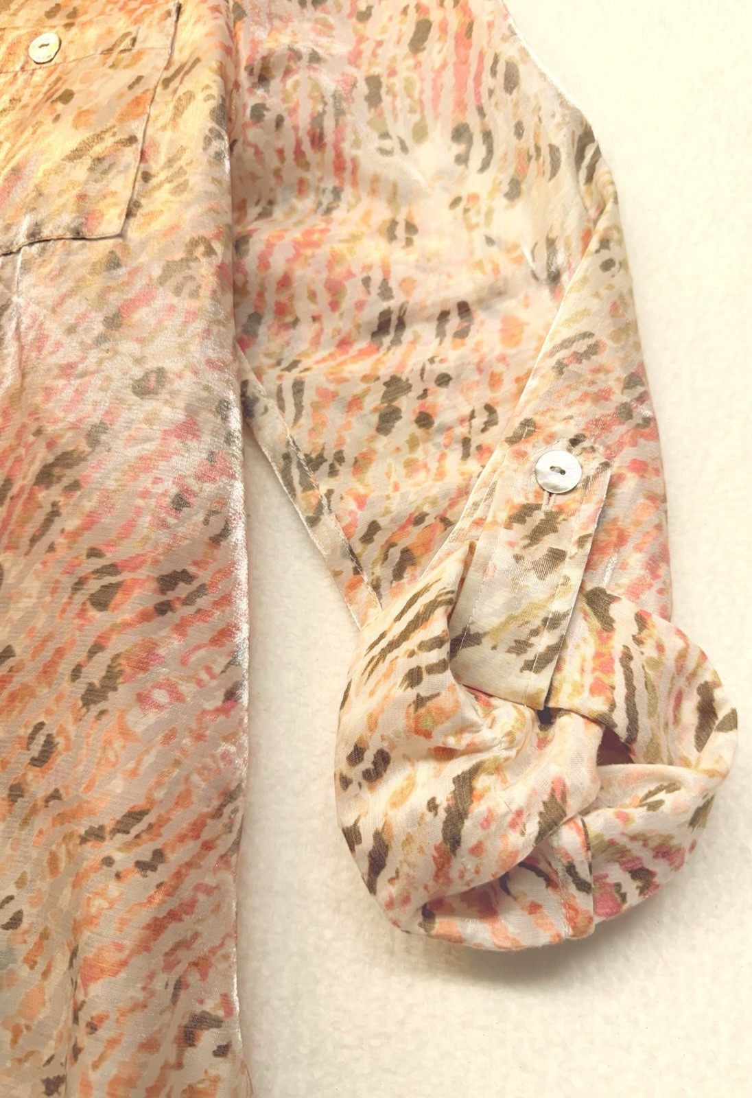 Ruby Rd. Abstract Sheer Button Front Roll Tab Sle… - image 5