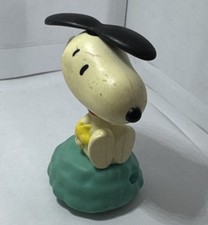2018 Peanuts Snoopy McDonald's Premium Toy used