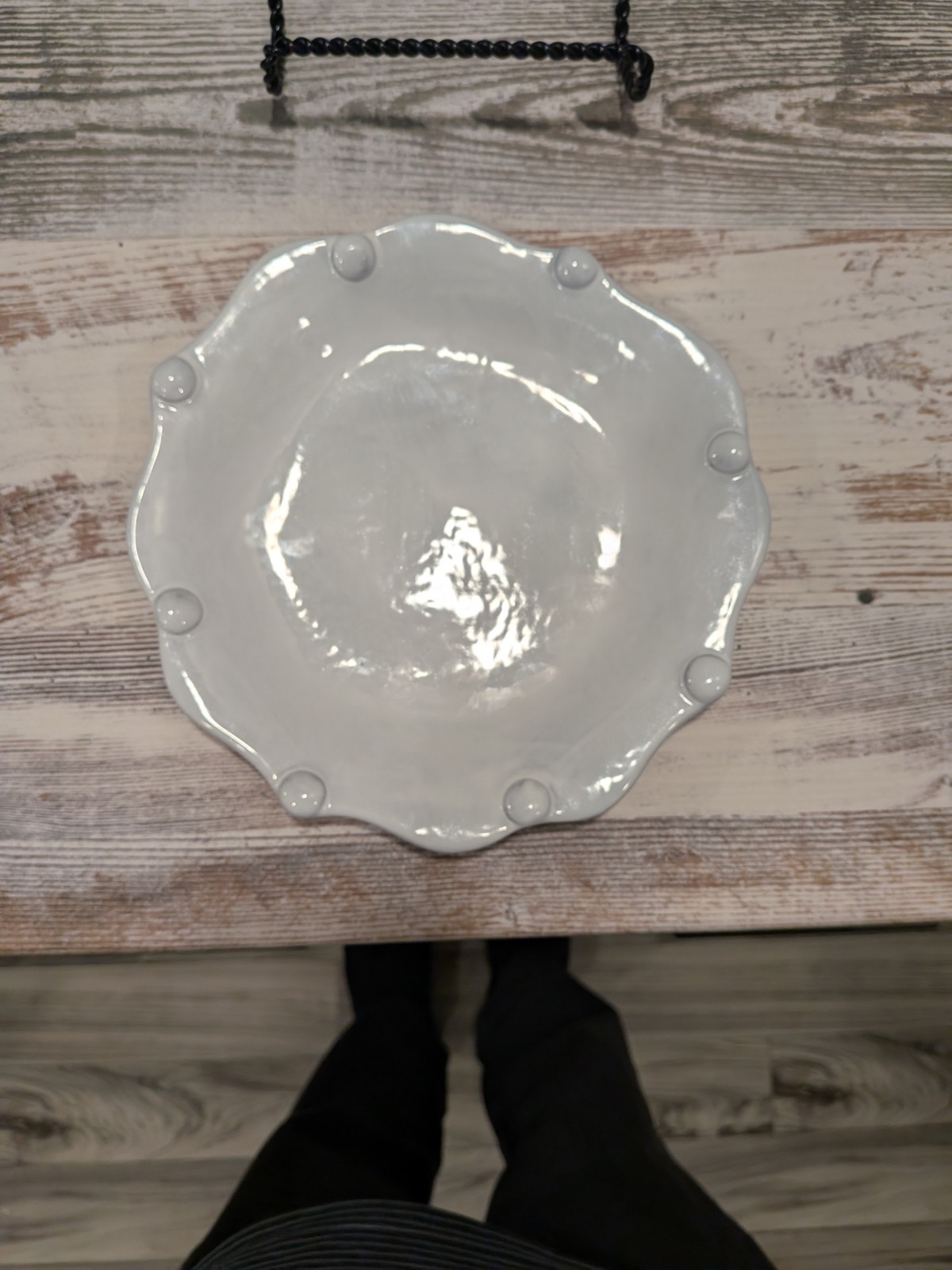 Vietri Incanto Pearl Salad Plate 8.5” White – NEW w/ Store Sticker & Barcode – M