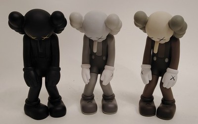 Kaws, ''Small Lie''
