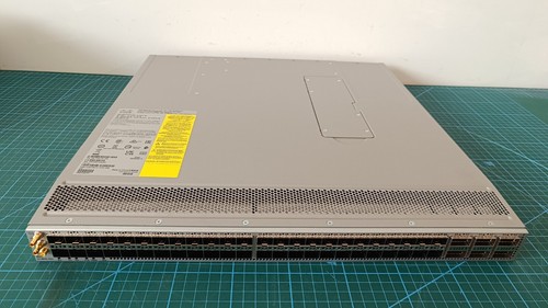 Nexus 9300 48P 1/10/25G 6P,40/100G Macsec Up Synce _9_6 - Zdjęcie 3 z 6