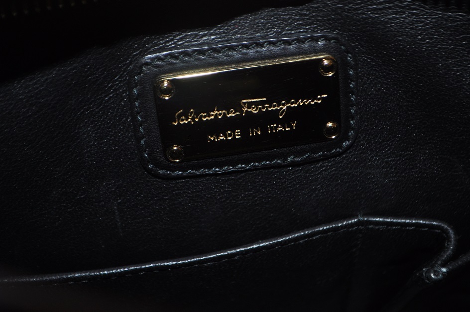 NWT $2,250+ Salvatore Ferragamo SOFIA Black Leather Satchel