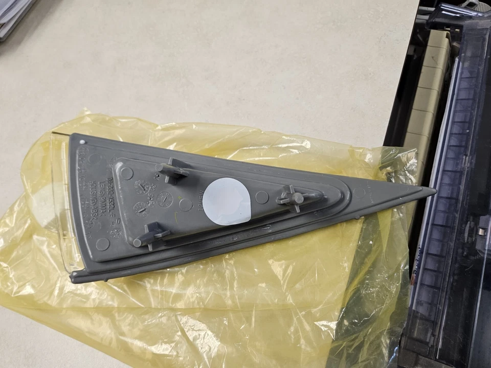 Side Corner Parking Light Chevrolet Marker Turn Driver Left for 95-99 Cavalier - Image 3 of 3