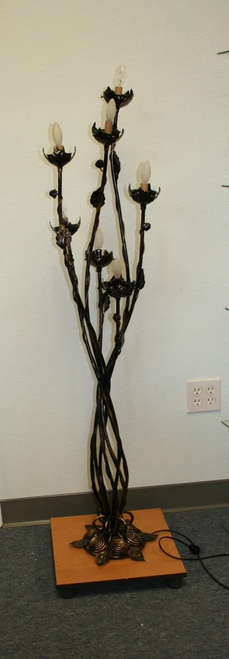 Современная напольная лампа из кованого железа и 7 оранжевых стеклянных абажуров Европа/Румыния - Изображение 4 из 4