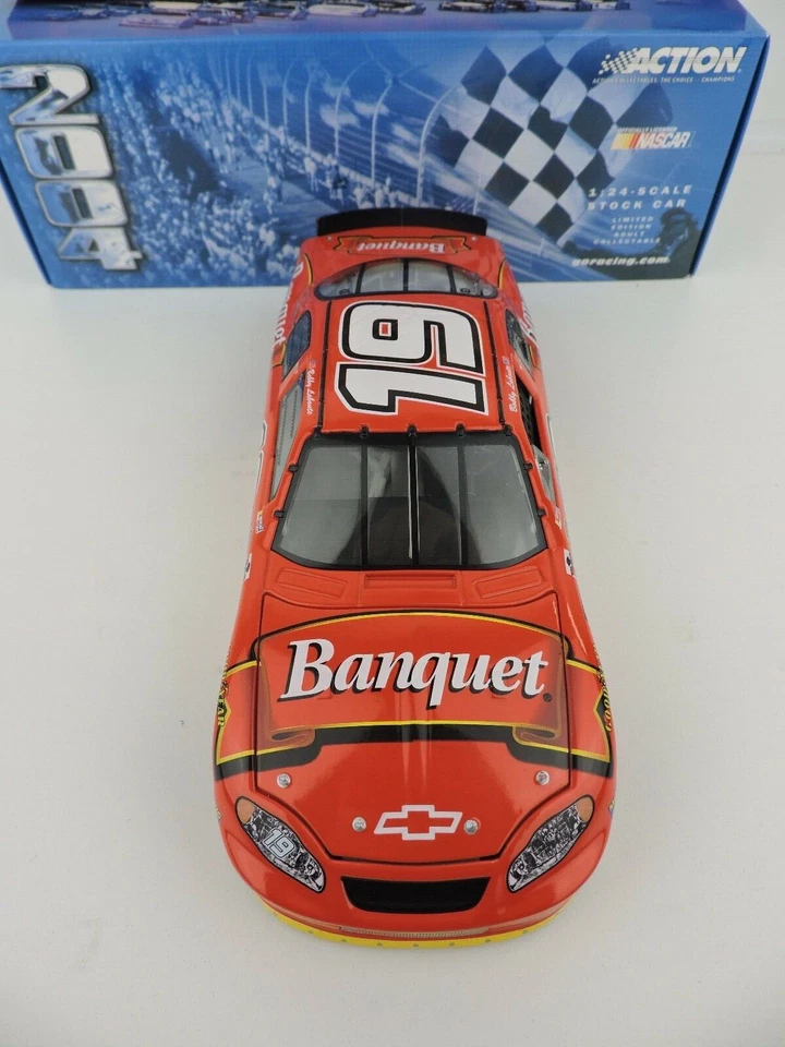 NASCAR Bobby Labonte #19 ConAgra Banquet 2004 Diecast # 024 of 288 Made - Image 3 of 4