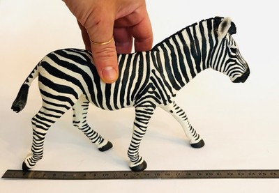 Zebra in XL-Größe von Safari Ltd  Safari Wildlife Wonders 
